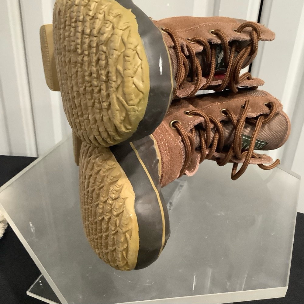 G.H. Bass & Co. Brown and Black Winter Boots - Picture 14 of 15